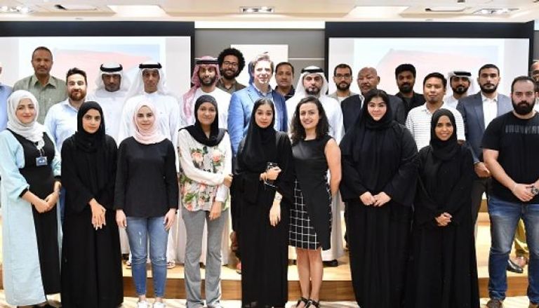 نادي دبي للصحافة ورويترز ينظمان جلسة بعنوان "قوة الصورة الصحفية"