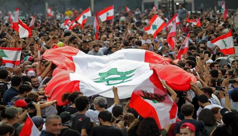 لبنان ينتفض ضد الطائفية