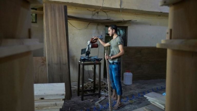 القطاع الصناعي في الموصل يكافح لاستعادة عافيته مجددا