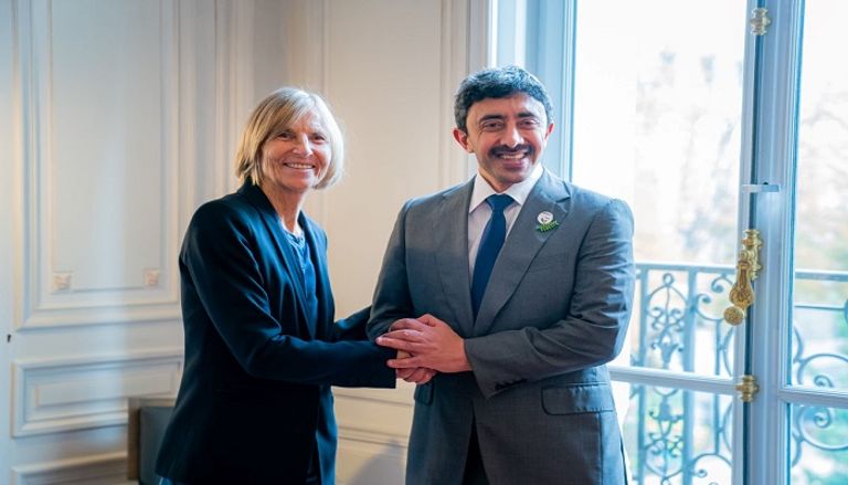 الشيخ عبدالله بن زايد ورئيسة لجنة العلاقات الخارجية ببرلمان فرنسا