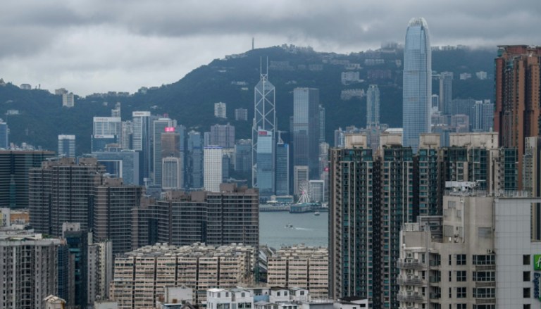 هونج كونج تشهد تباطؤا اقتصاديا في ظل الأزمة السياسية المستمرة