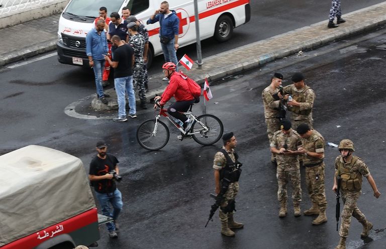 رجا زحلان عميد الدراجين في لبنان
