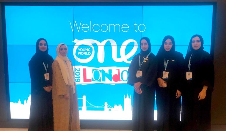  وفد دولة الإمارات في قمة "عالم واحد شاب"