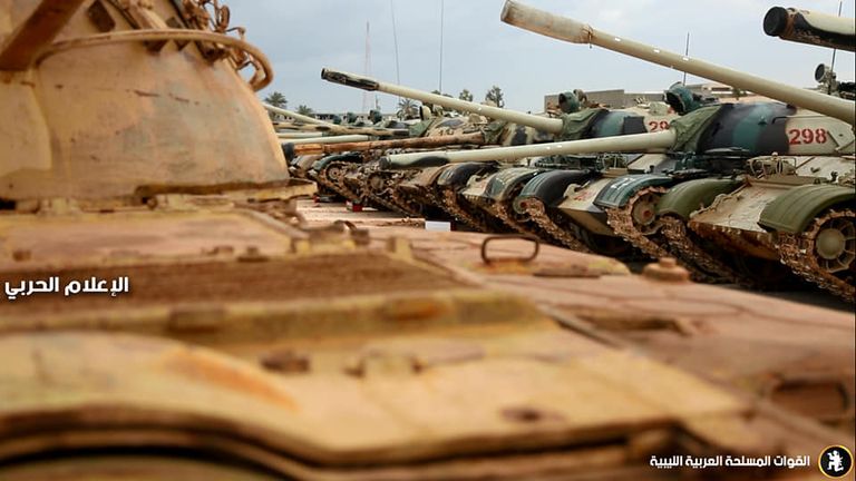 قوات المدفعية التابعة للجيش الليبي نشرتها شعبة الإعلام الحربي