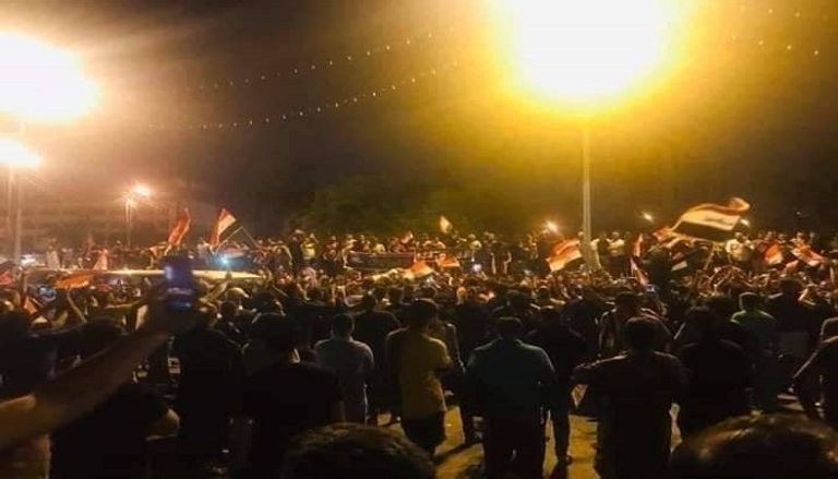 المتظاهرون في ساحة التحرير 