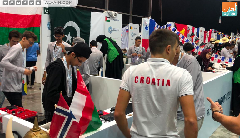 انطلاق فعاليات بطولة العالم للروبوتات والذكاء الاصطناعي بدبي
