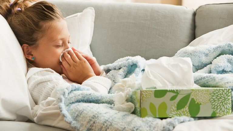 غسل اليدين باستمرار أمر مهم لحماية طفلك من أمراض الشتاء
