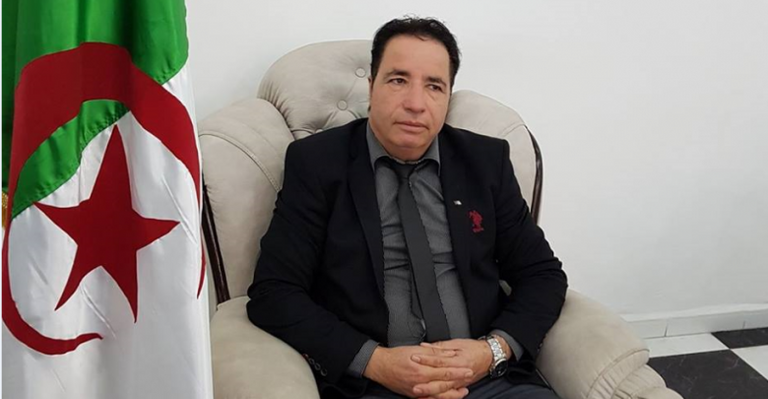 عمر بوعشة عملية فرز أصوات في انتخابات جزائرية سابقة - أرشيفية