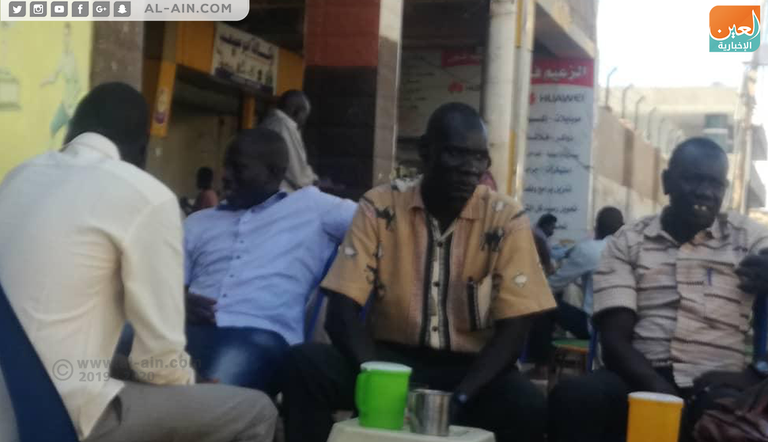 ساحات داون تاون التي تجمع السودانيين