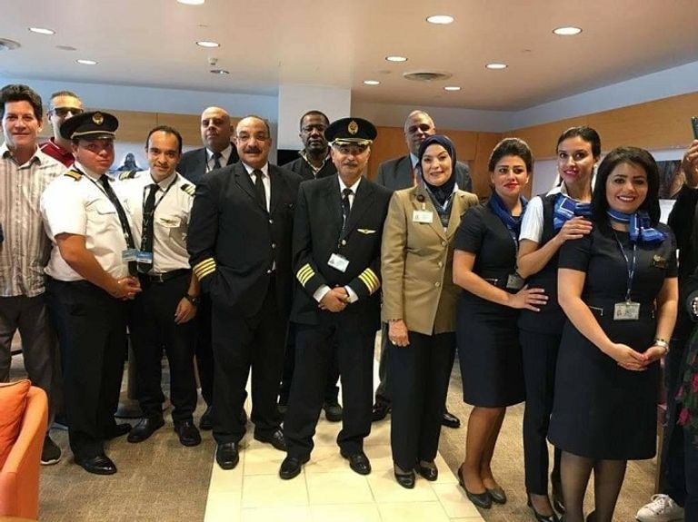 طائرات مصر للطيران بوينج دريم لاينر B787-9