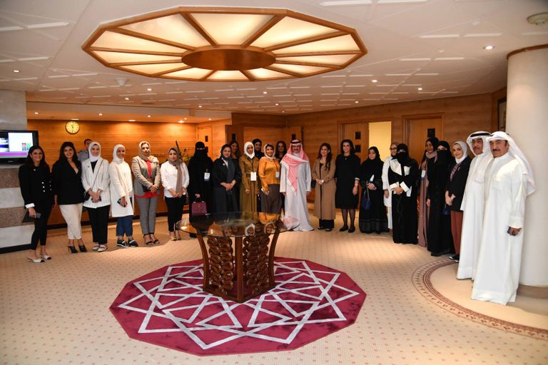 جانب من أعمال الملتقى الثالث للصحفيات في مجلس التعاون الخليجي