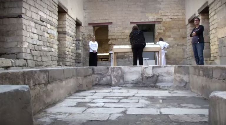 معرض بمستشفى مهجور للصحة العقلية