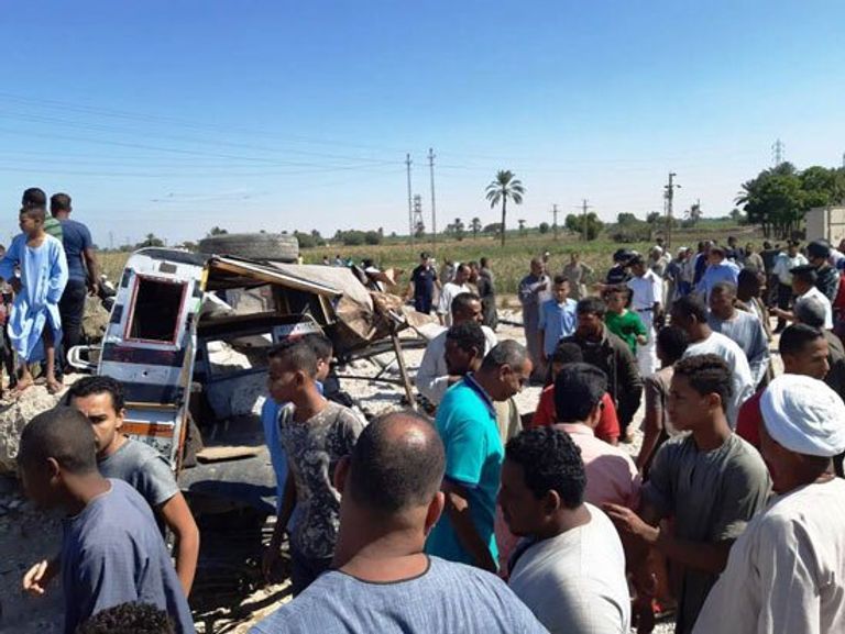 جانب من آثار الحادث