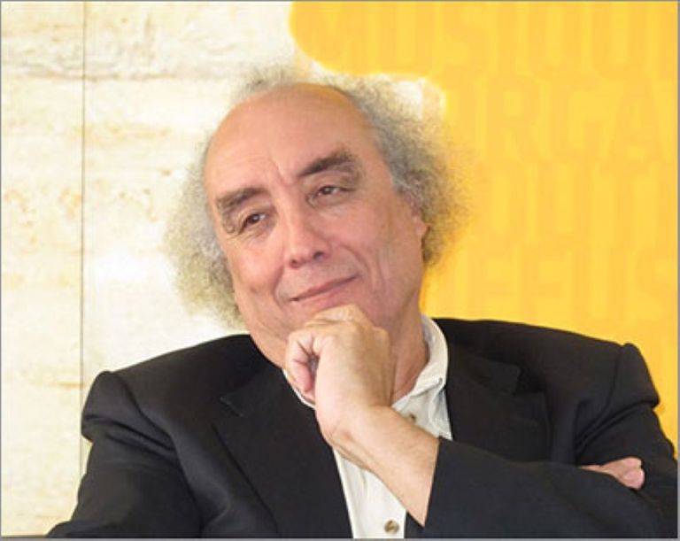 الشيخ الدكتور سلطان القاسمي يفتتح معرض الشارقة للكتاب