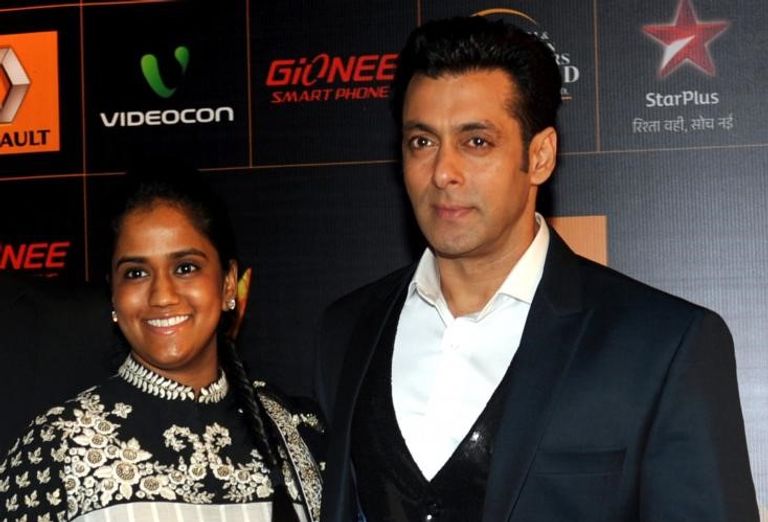 عائلة النجم الهندي أميتاب باتشان