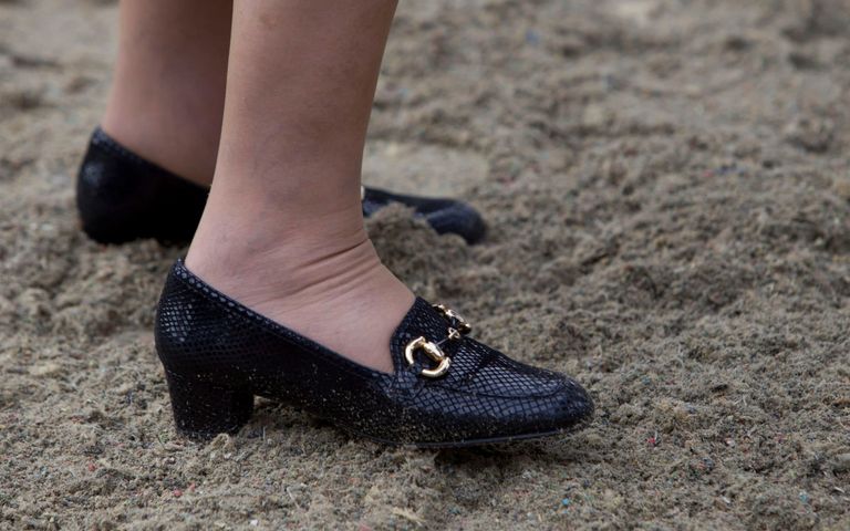 الملكة إليزابيث ومستشارتها الشخصية أنجيلا كيلي - أرشيفية