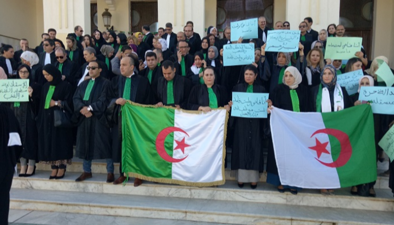 جانب من إضراب القضاة بالجزائر