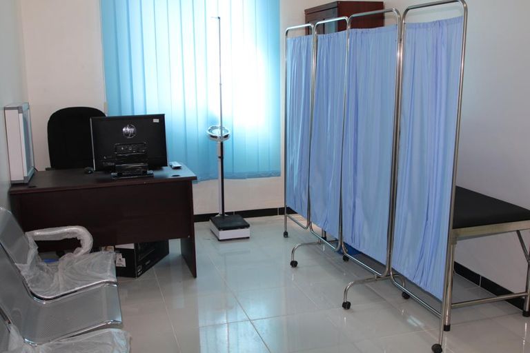 افتتاح مركز أمراض وجراحة العظام والمفاصل بمستشفى الجمهورية بعدن