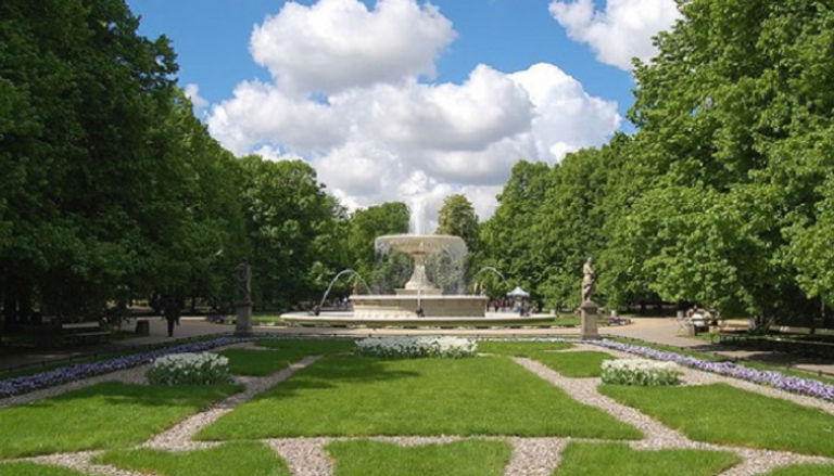 إحدى حدائق وارسو