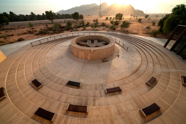 8 مشروعات للشارقة في