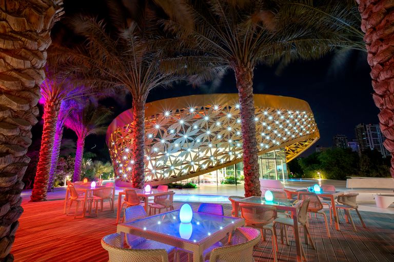 8 مشروعات للشارقة في