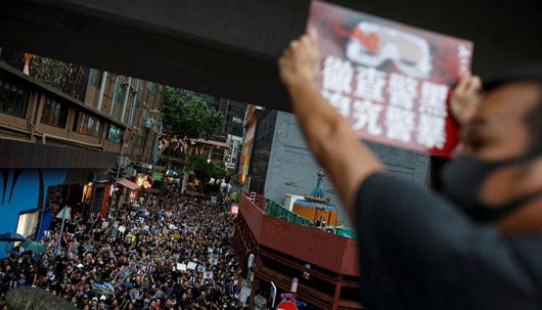 جانب من مظاهرات الاحتجاج في هونج كونج - رويترز