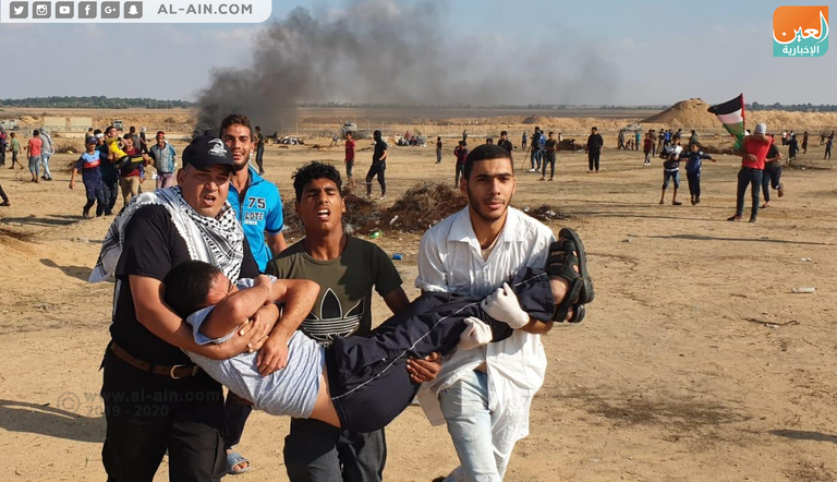 الفلسطينيون يواصلون المشاركة في مسيرات العودة رغم قمع الاحتلال