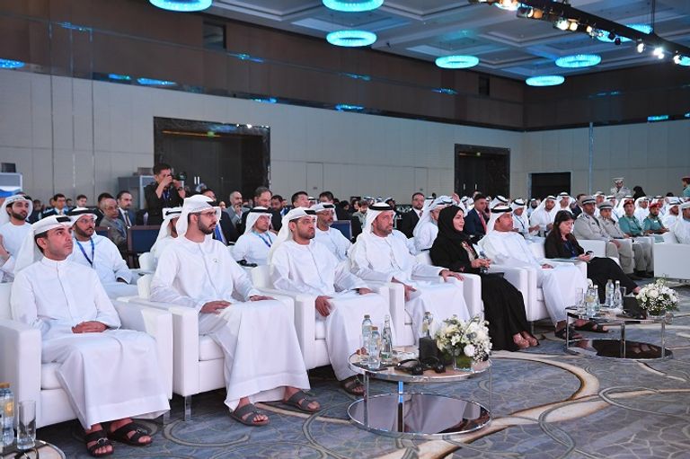 1100 مشارك في قمة المدينة الذكية بأبوظبي