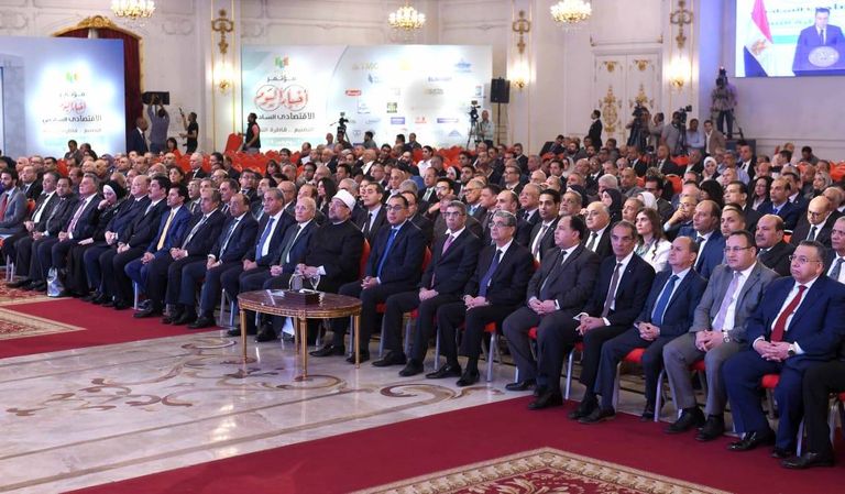 الدكتور مصطفى مدبولي رئيس الوزراء المصري