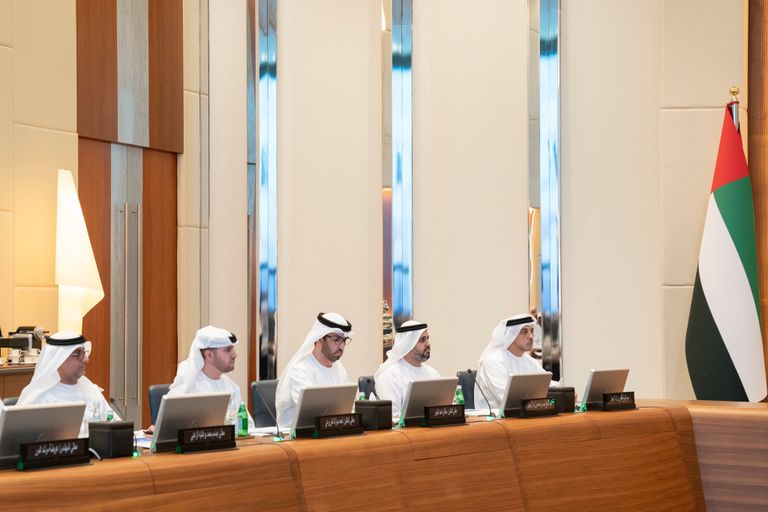 الشيخ محمد بن زايد آل نهيان خلال اجتماع المجلس الأعلى للبترول 