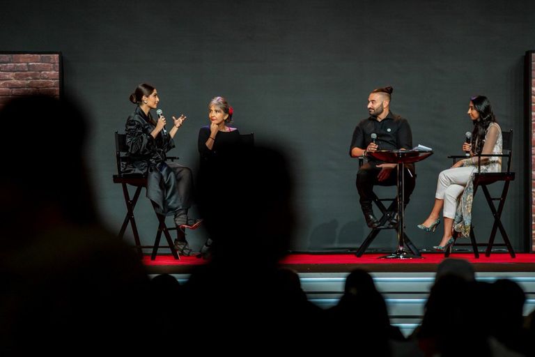 أنوجا شوشان وسونام كابور تستعرضان مسيرتهما الفنية بـ"الشارقة للكتاب"