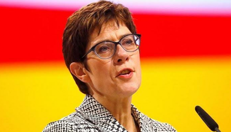 وزيرة الدفاع الألمانية إنغريت كرامب كارنباور - أرشيفية