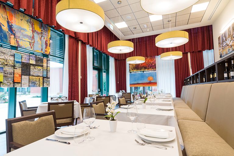 قرية إيمانويلي الإيطالية لمرضى ألزهايمر