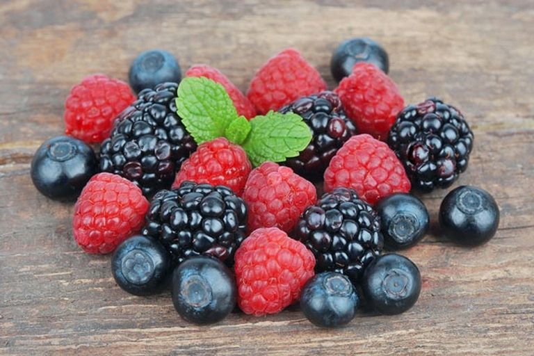 التوت للوقاية من ارتفاع ضغط الدم أطعمة للوقاية من ارتفاع ضغط الدم