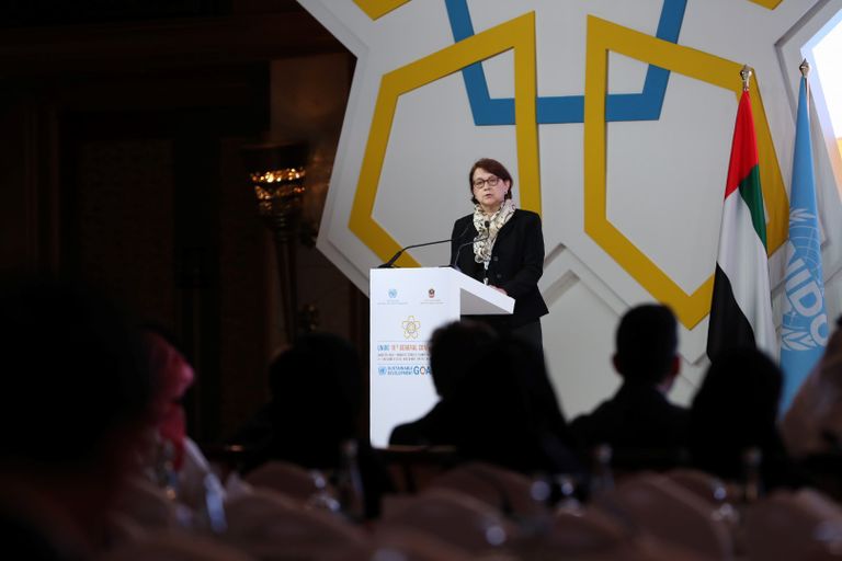 أعمال مؤتمر منظمة "اليونيدو" في أبوظبي