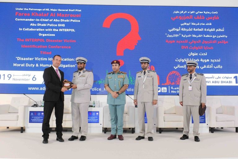 أبوظبي تستضيف مؤتمر الإنتربول الدولي لتحديد ضحايا الكوارث