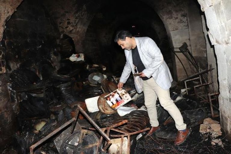 النيران تلتهم أرشيفا سينمائيا عمره 50 عاما