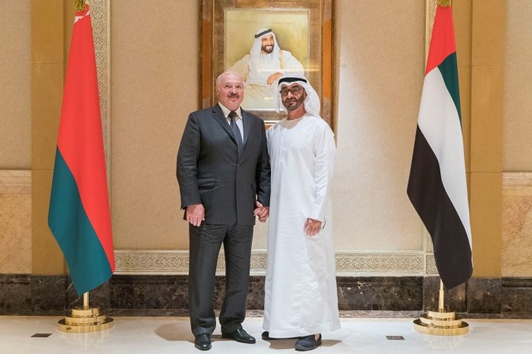 الشيخ محمد بن زايد آل نهيان يستقبل ألكسندر لوكاشينكو الشيخ محمد بن زايد آل نهيان يستقبل ألكسندر لوكاشينكو