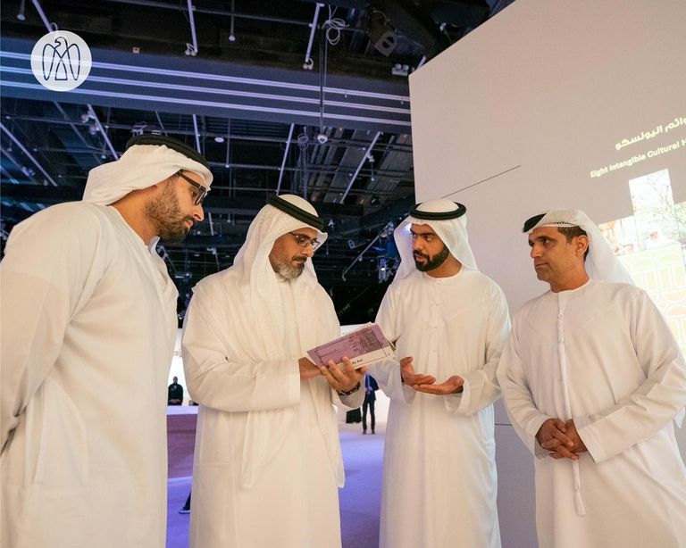 الشيخ خالد بن محمد بن زايد آل نهيان يطلع على ركائز الاستراتيجية الثقافية لأبوظبي