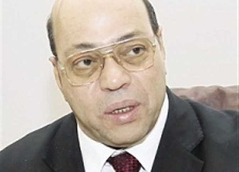 الدكتور شاكر عبد الحميد