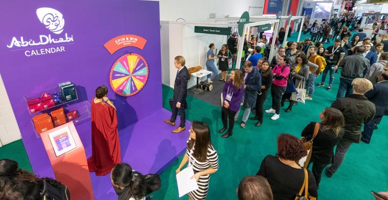 إقبال كبير على زيارة جناح الإمارات في سوق السفر العالمي