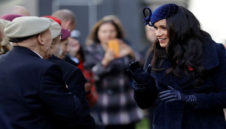 الأمير هاري وميجان يزوران نصب "وستمنستر آبي" التذكاري