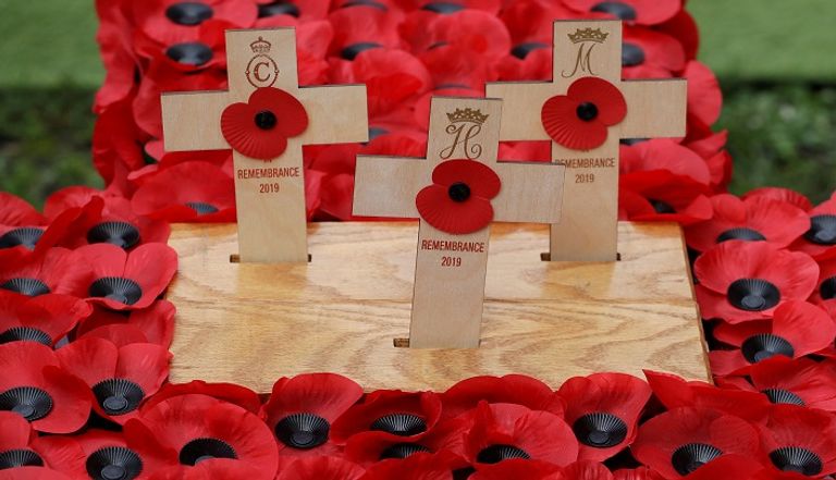 الأمير هاري وميجان يزوران نصب "وستمنستر آبي" التذكاري