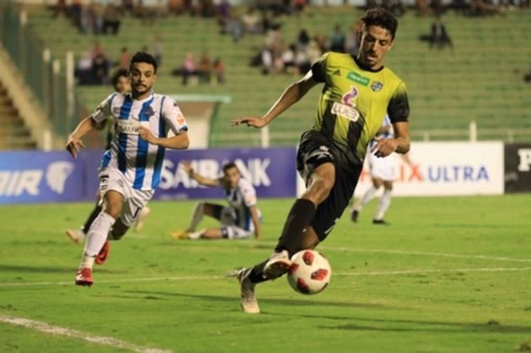 طاهر محمد طاهر