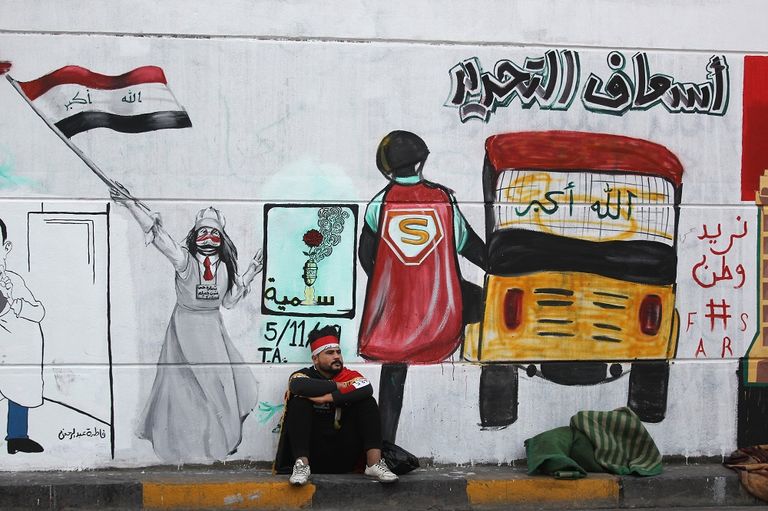 الاحتجاجات تطالب بـ"إسقاط النظام"