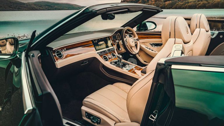 طراز Continental GT Convertible Tweed Roof