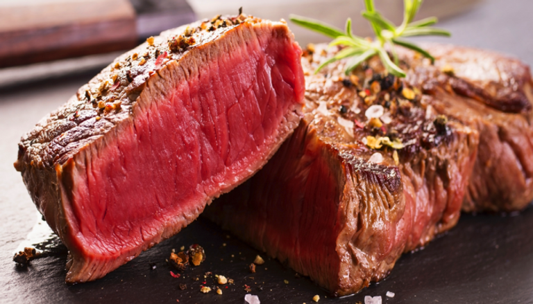 اللحوم أحد أهم مصادر البروتين