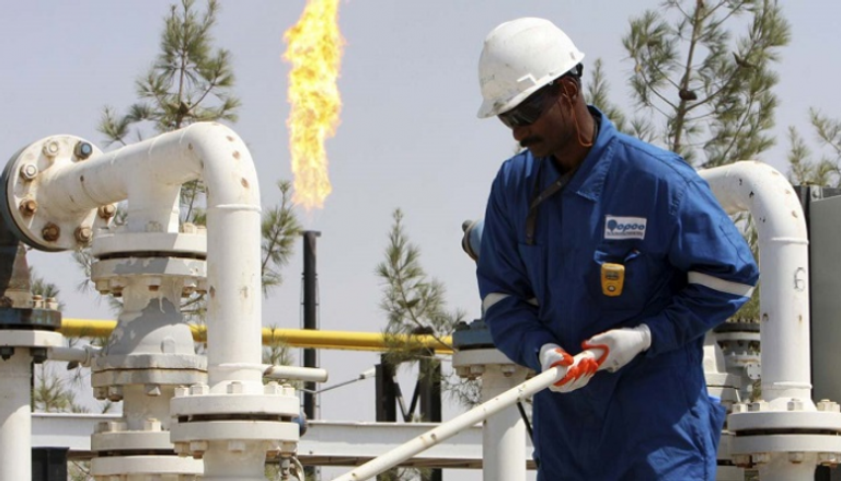 نيجيريا تطالب الشركات النفطية بحصة أكبر من العائدات