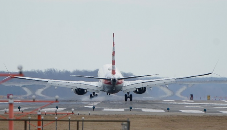 طائرة بوينج 737 ماكس تابعة للخطوط الجوية الأمريكية - رويترز