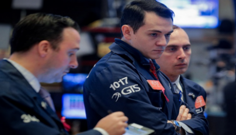 تباين الأسهم الأمريكية عند إغلاق الإثنين
